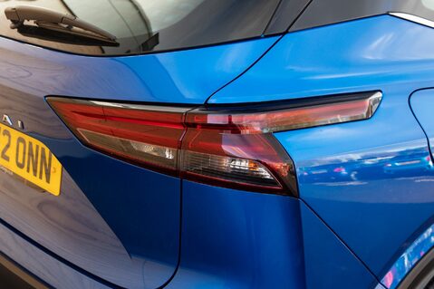 Nissan Qashqai DIG-T ACENTA PREMIUM MHEV 9