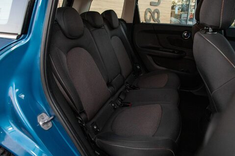 Mini Countryman COOPER D 34