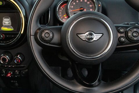 Mini Countryman COOPER D 19
