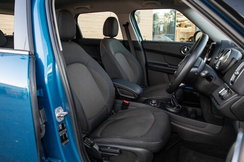 Mini Countryman COOPER D 31