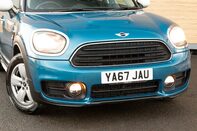 Mini Countryman COOPER D 10