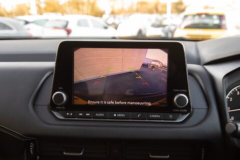 Nissan Qashqai DIG-T ACENTA PREMIUM MHEV 27