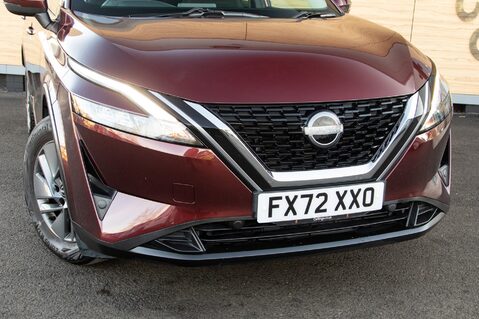 Nissan Qashqai DIG-T ACENTA PREMIUM MHEV 10