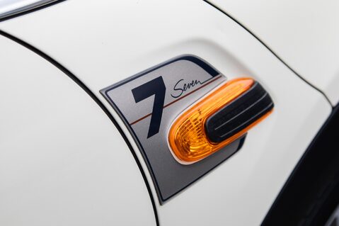 Mini Hatch COOPER SEVEN 11