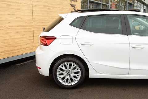 SEAT Ibiza SE DESIGN 7