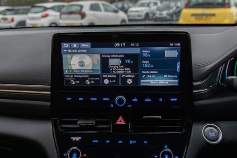 Hyundai IONIQ PREMIUM SE 27