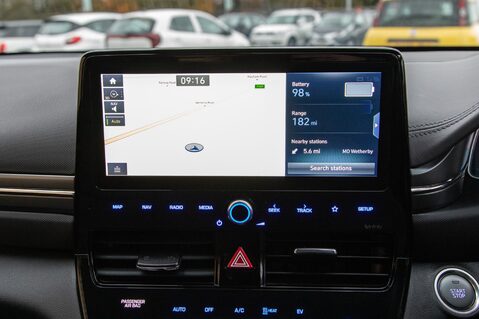 Hyundai IONIQ PREMIUM SE 22