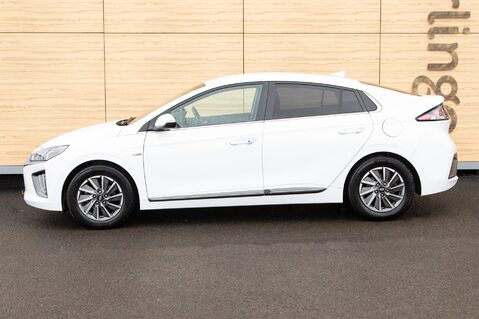 Hyundai IONIQ PREMIUM SE 13