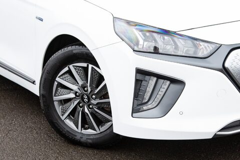 Hyundai IONIQ PREMIUM SE 11