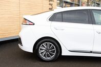 Hyundai IONIQ PREMIUM SE 7