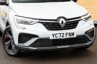 Renault Arkana RS LINE E-TECH 9