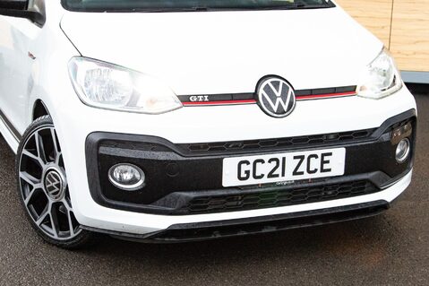 Volkswagen Up GTI 10