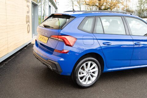 Skoda Kamiq SE EDITION TSI 8