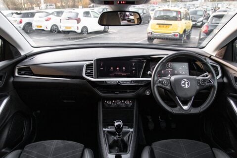 Vauxhall Grandland ULTIMATE 3