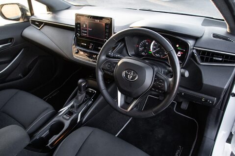 Toyota Corolla ICON 4