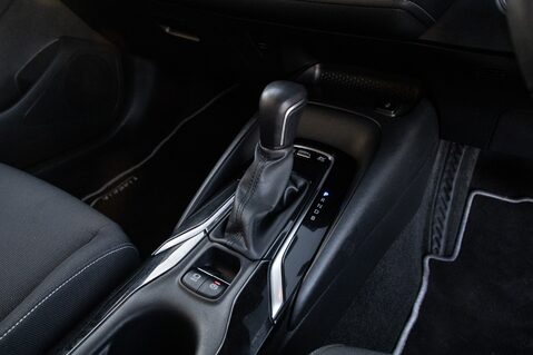 Toyota Corolla ICON 32