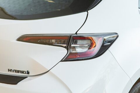 Toyota Corolla ICON 9