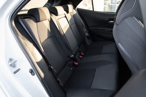 Toyota Corolla ICON 36