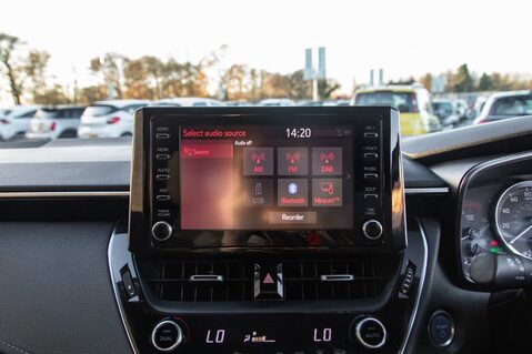 Toyota Corolla ICON 24