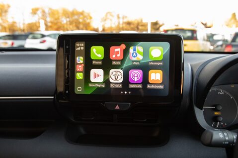 Toyota Yaris ICON FHEV 26