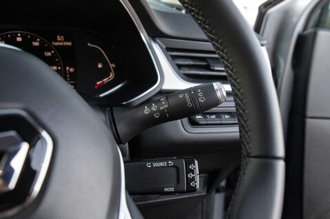 Renault Captur S EDITION TCE EDC 18