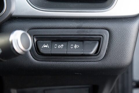 Renault Captur S EDITION TCE EDC 16