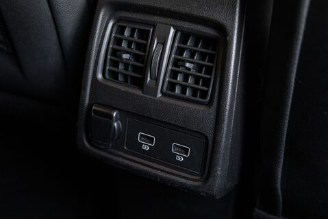 Renault Captur S EDITION TCE EDC 36