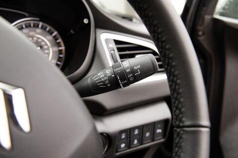 Suzuki SX4 S-Cross MOTION BOOSTERJET MHEV 18