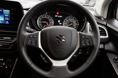 Suzuki SX4 S-Cross MOTION BOOSTERJET MHEV 21