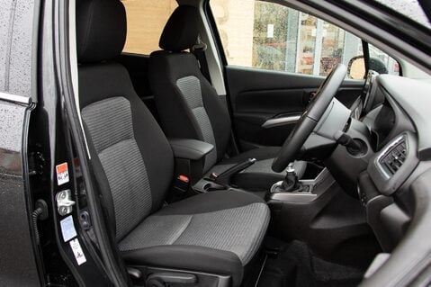 Suzuki SX4 S-Cross MOTION BOOSTERJET MHEV 30