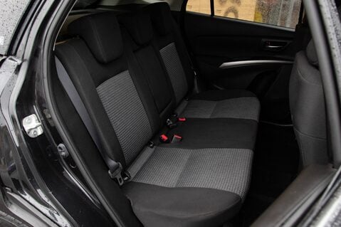 Suzuki SX4 S-Cross MOTION BOOSTERJET MHEV 34