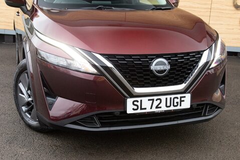 Nissan Qashqai DIG-T ACENTA PREMIUM MHEV 10