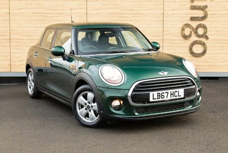 Mini Hatch COOPER