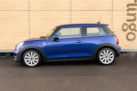 Mini Hatch COOPER CLASSIC 13