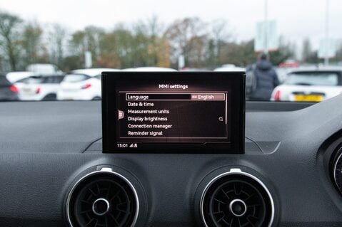 Audi Q2 TDI S LINE 31