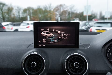 Audi Q2 TDI S LINE 24