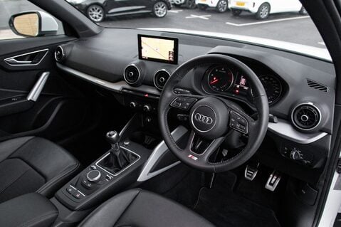 Audi Q2 TDI S LINE 4