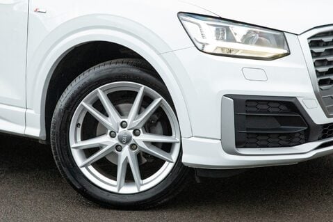 Audi Q2 TDI S LINE 11