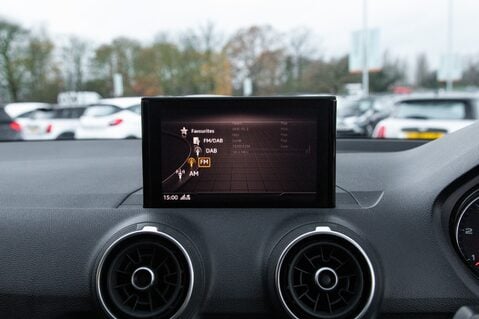 Audi Q2 TDI S LINE 26