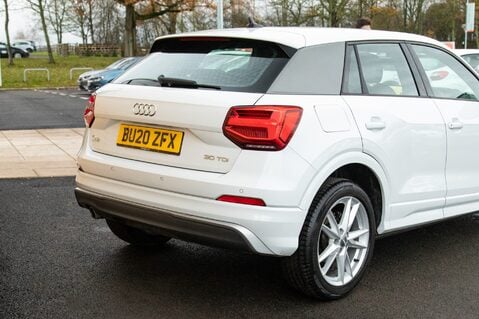 Audi Q2 TDI S LINE 8