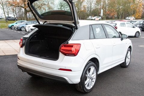 Audi Q2 TDI S LINE 37