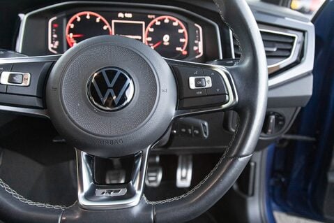 Volkswagen Polo R-LINE TSI 20