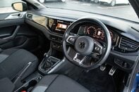 Volkswagen Polo R-LINE TSI 4