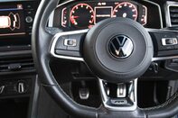 Volkswagen Polo R-LINE TSI 19