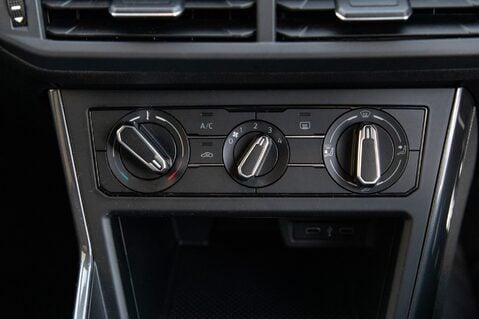 Volkswagen Polo R-LINE TSI 32