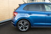 Volkswagen Polo R-LINE TSI 7