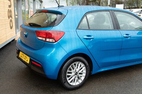 Kia Rio 2 8