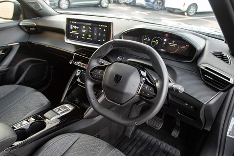 Peugeot 2008 ALLURE 4