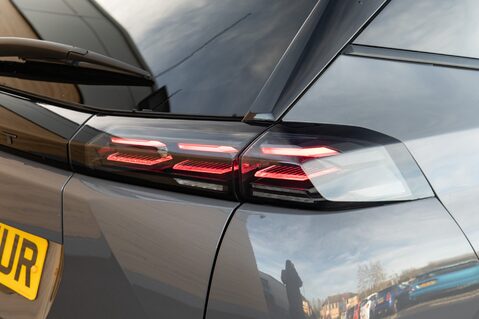 Peugeot 2008 ALLURE 9