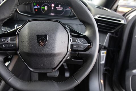 Peugeot 2008 ALLURE 20